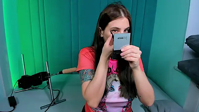 Snapshot of JuliaBusty chatting on March 6, 4:53 am JuliaBusty online show from March 6, 4:53 am