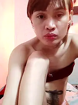 Snapshot of QueenSoreal chatting on February 12, 8:29 pm QueenSoreal online show from February 12, 8:29 pm