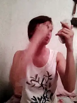 Snapshot of QueenSoreal chatting on February 21, 3:23 am QueenSoreal online show from February 21, 3:23 am