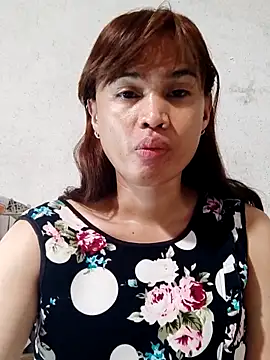 Snapshot of QueenSoreal chatting on September 9, 6:07 pm QueenSoreal online show from September 9, 6:07 pm