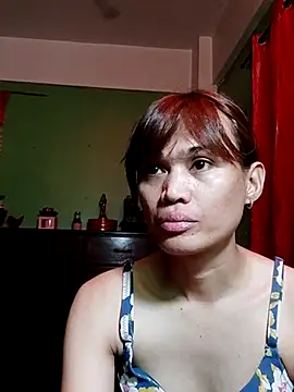 Snapshot of QueenSoreal chatting on September 19, 4:40 pm QueenSoreal online show from September 19, 4:40 pm