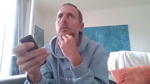 Snapshot of verylargecock chatting on September 17, 9:55 am verylargecock online show from September 17, 9:55 am