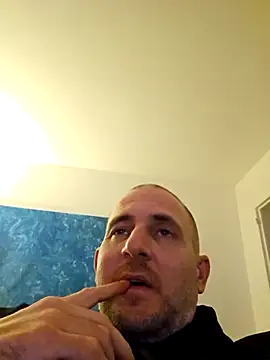 Snapshot of verylargecock chatting on December 2, 7:42 pm verylargecock online show from December 2, 7:42 pm