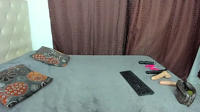 LUISSA  online show from February 7, 10:41 am