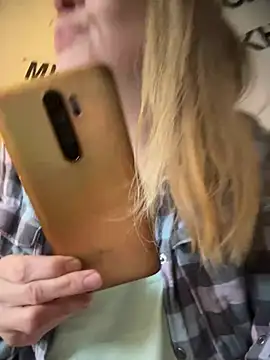 Susanel online show from February 11, 10:04 am