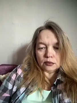 Susanel online show from February 12, 8:38 am