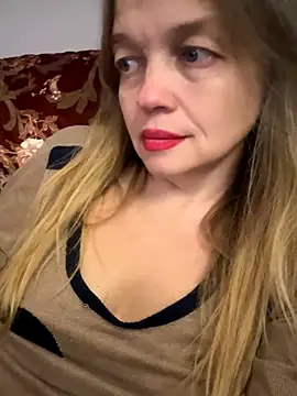 Susanel online show from September 17, 8:32 pm