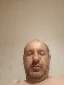 Snapshot of Venelin_ruse chatting on July 31, 2:33 am Venelin ruse online show from July 31, 2:33 am