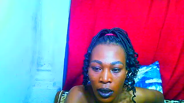 Snapshot of freaky_naughty chatting on May 6, 10:09 am freaky naughty online show from May 6, 10:09 am