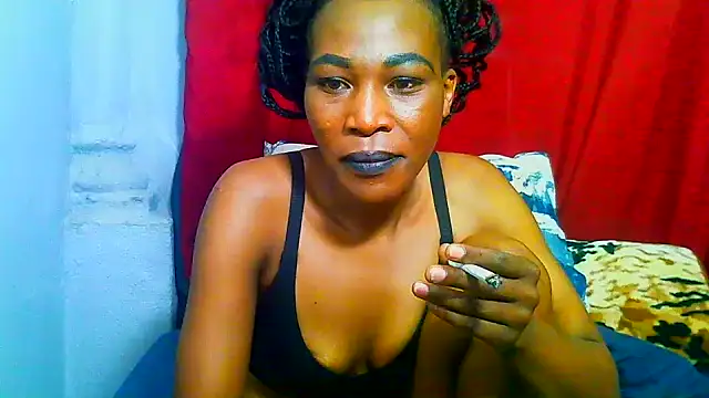 Snapshot of freaky_naughty chatting on May 19, 8:20 am freaky naughty online show from May 19, 8:20 am