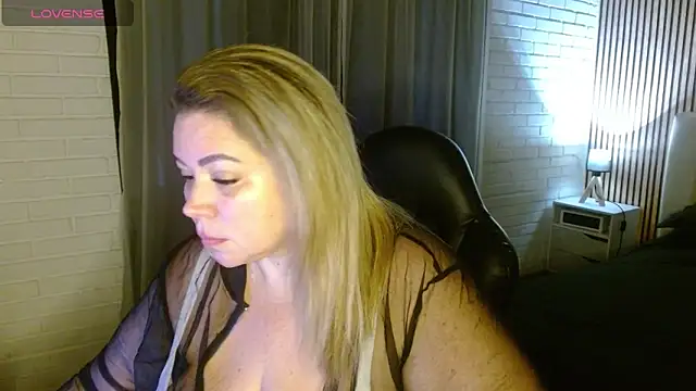 bella savati online show from March 10, 10:04 pm