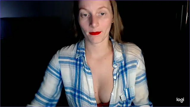 Shantidol online show from October 15, 9:15 pm