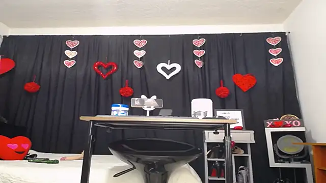 Litas Secrets online show from February 6, 10:00 pm