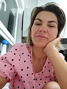 FeliciaKrige online show from April 30, 10:58 pm