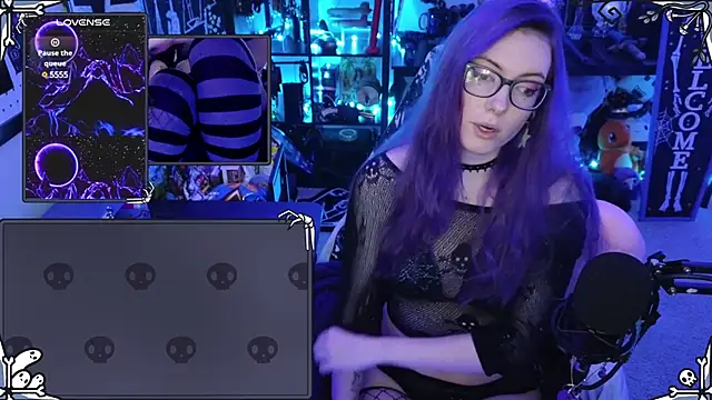 Snapshot of AnneSao chatting on December 30, 12:00 am AnneSao online show from December 30, 12:00 am