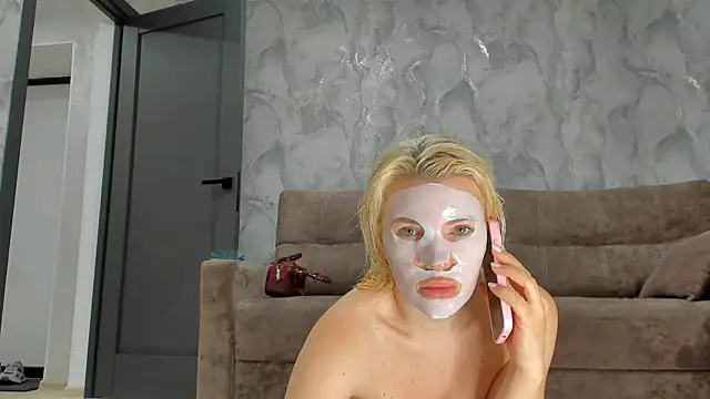 succubus online show from June 20, 7:11 am