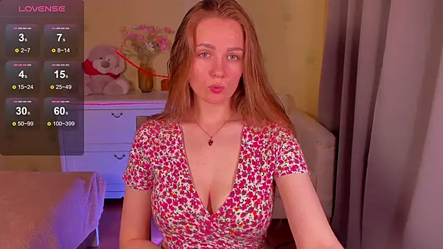 SweetMilkis online show from June 15, 5:59 pm