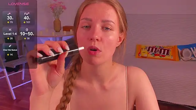 SweetMilkis online show from June 25, 12:09 pm