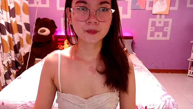 Snapshot of Sweety_Aria chatting on October 9, 7:39 am Sweety Aria online show from October 9, 7:39 am