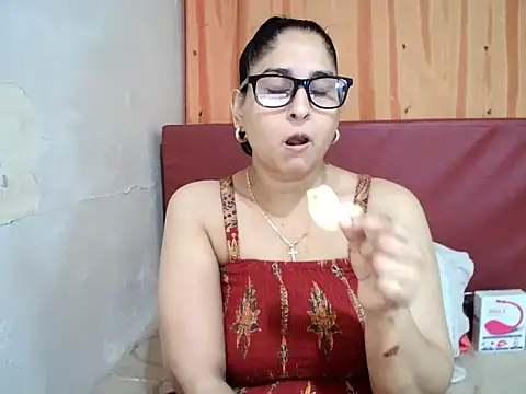 Indiankushy online show from November 5, 4:29 pm