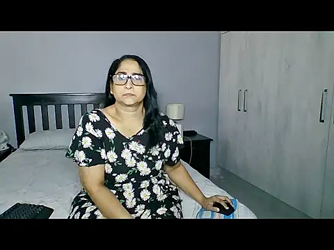 Indiankushy online show from June 18, 11:58 am