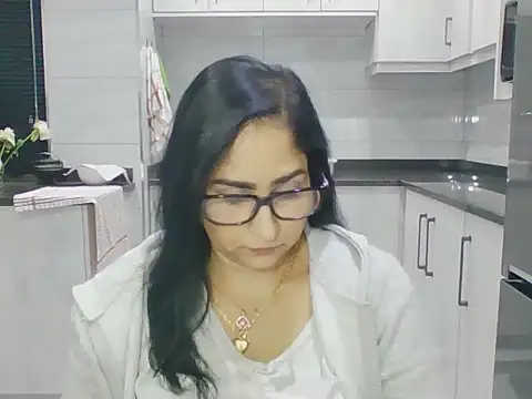 Indiankushy online show from July 23, 8:40 pm