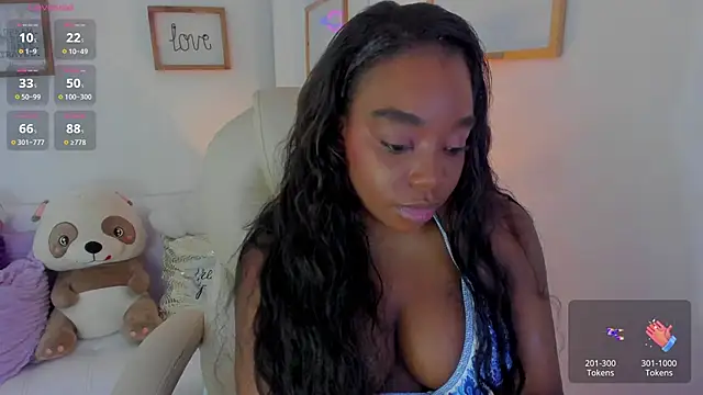 zobe love online show from May 11, 5:21 pm