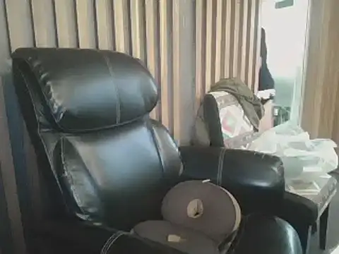 Snapshot of sara_kimoo chatting on February 27, 8:31 pm sara kimoo online show from February 27, 8:31 pm