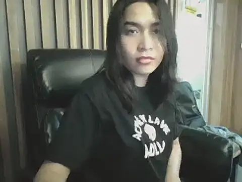 Snapshot of sara_kimoo chatting on March 3, 7:39 pm sara kimoo online show from March 3, 7:39 pm