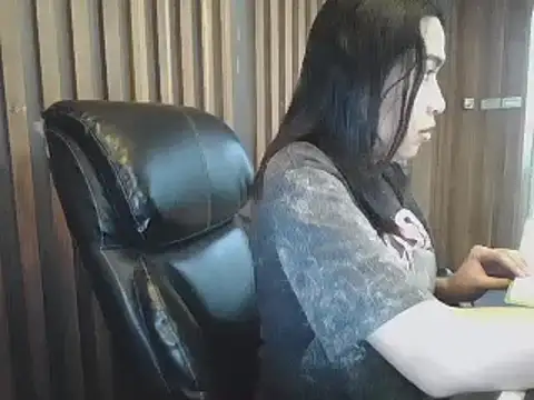 Snapshot of sara_kimoo chatting on March 6, 6:05 pm sara kimoo online show from March 6, 6:05 pm
