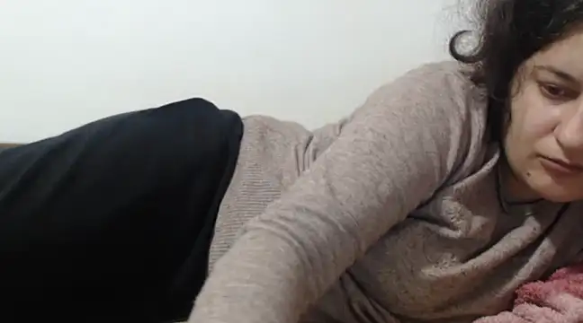 Snapshot of flowerlauren chatting on February 9, 7:27 am flowerlauren online show from February 9, 7:27 am