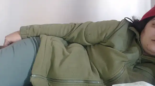 Snapshot of flowerlauren chatting on February 13, 11:39 am flowerlauren online show from February 13, 11:39 am