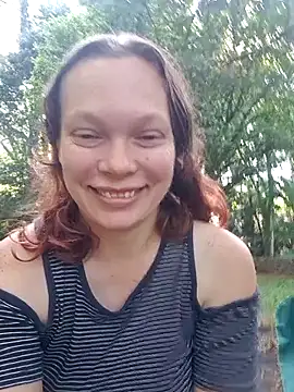 Snapshot of TryingWind chatting on April 9, 6:52 am TryingWind online show from April 9, 6:52 am