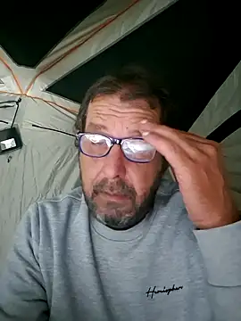 Snapshot of TryingWind chatting on June 8, 3:40 am TryingWind online show from June 8, 3:40 am