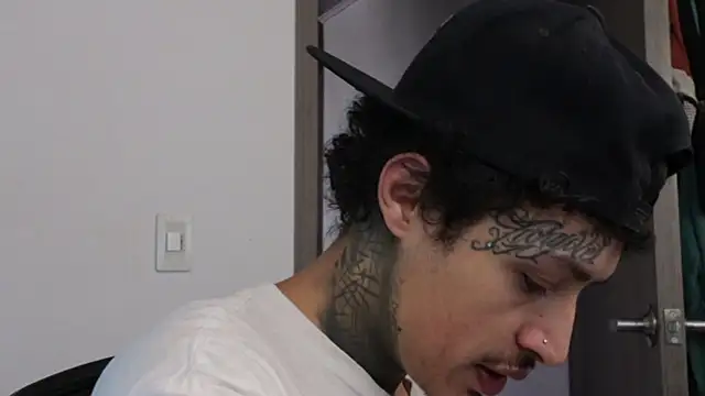 trieone online show from September 12, 2:17 pm