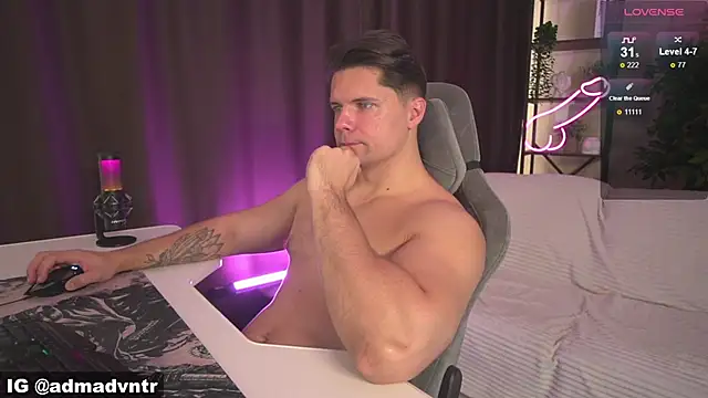 Snapshot of Rus_adventure7 chatting on October 7, 7:05 am Rus adventure7 online show from October 7, 7:05 am