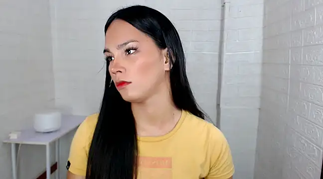 urnaughtydolly69 online show from March 22, 2:47 pm