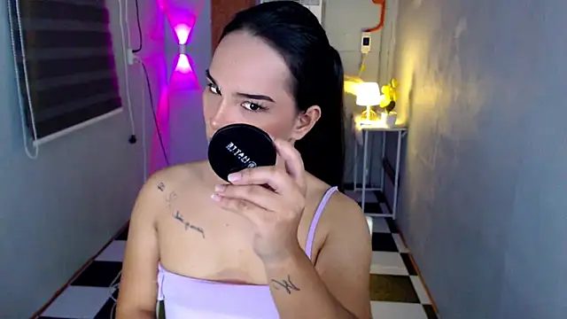 urnaughtydolly69 online show from July 2, 9:04 am