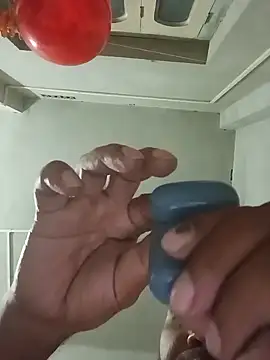 Dogol1990 online show from May 9, 5:40 pm