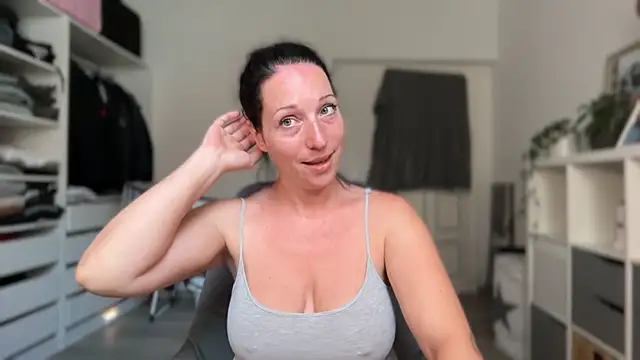 Viola Beck online show from June 21, 4:31 pm