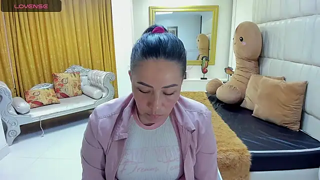 gaby trent online show from March 5, 6:56 pm