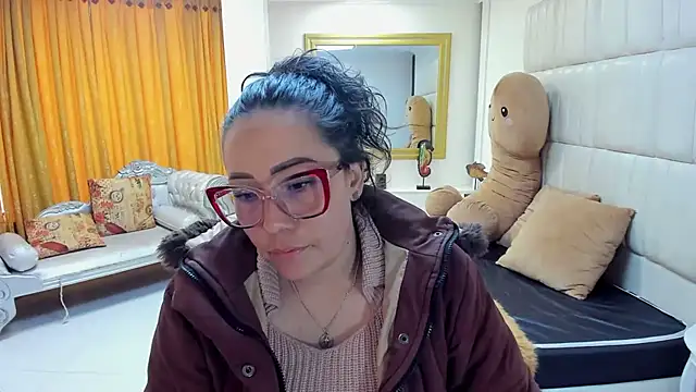 gaby trent online show from March 8, 7:31 pm