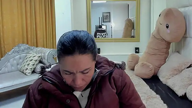 gaby trent online show from February 19, 1:18 pm