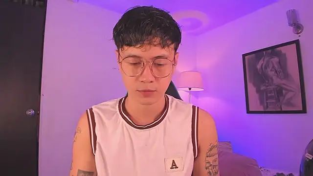 LeaneSeb online show from October 2, 3:35 am