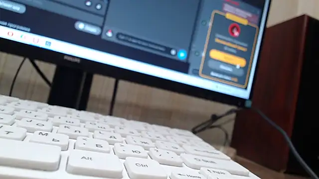 Snapshot of Mika_Passion chatting on November 26, 6:36 am Mika Passion online show from November 26, 6:36 am