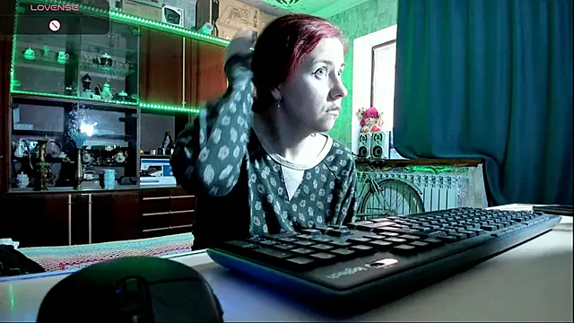 pa1e pr1ncess online show from March 11, 6:43 am