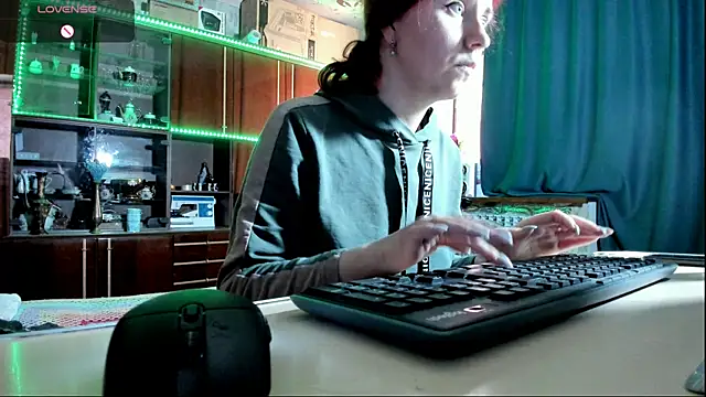 pa1e pr1ncess online show from March 15, 11:08 am