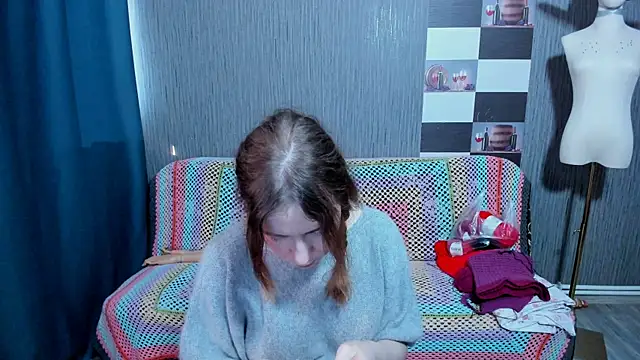 pa1e pr1ncess online show from December 4, 7:17 am