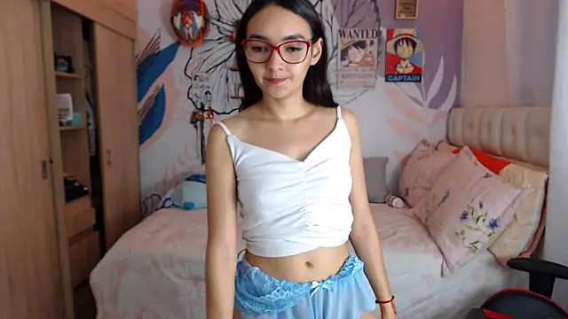 LinzyBaner online show from February 26, 11:15 pm