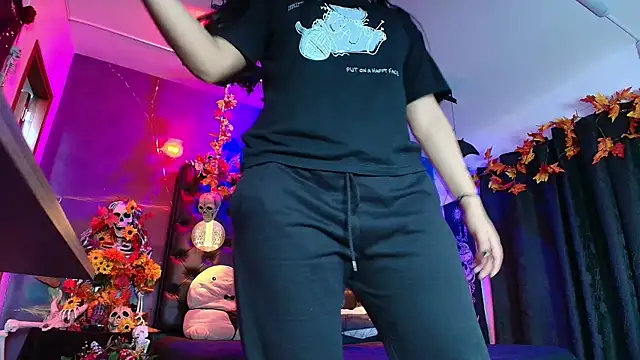 AlexHoe  online show from September 23, 8:34 pm